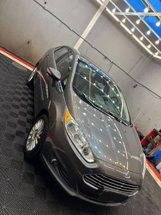 Carro 1.6 TITANIUM PLUS SEDAN 16V FLEX 4P POWERSHIFT