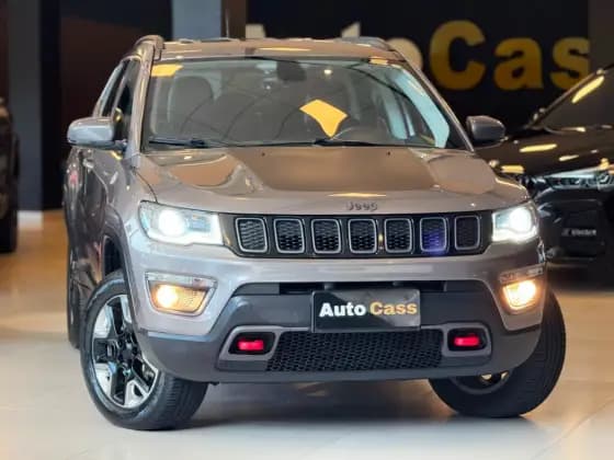 Carro 2.0 16V DIESEL TRAILHAWK 4X4 AUTOMÁTICO