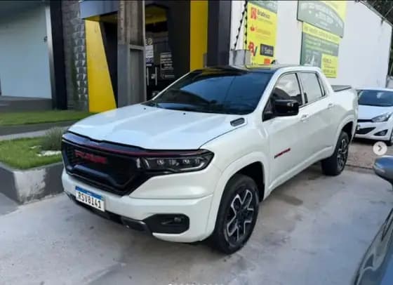 Carro 2.0 TURBO DIESEL REBEL 4X4 AUTOMÁTICO