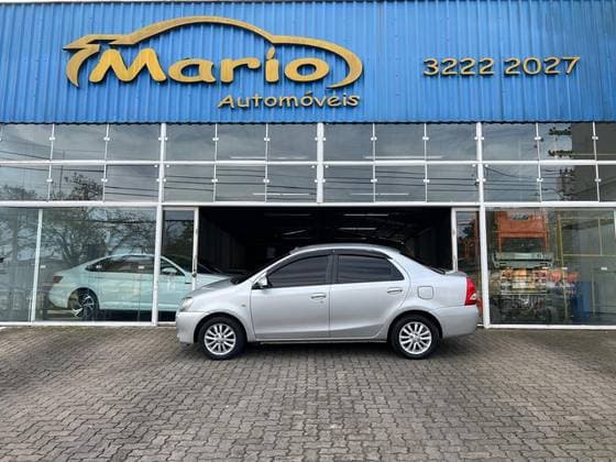 Carro 1.5 XLS SEDAN 16V FLEX 4P MANUAL