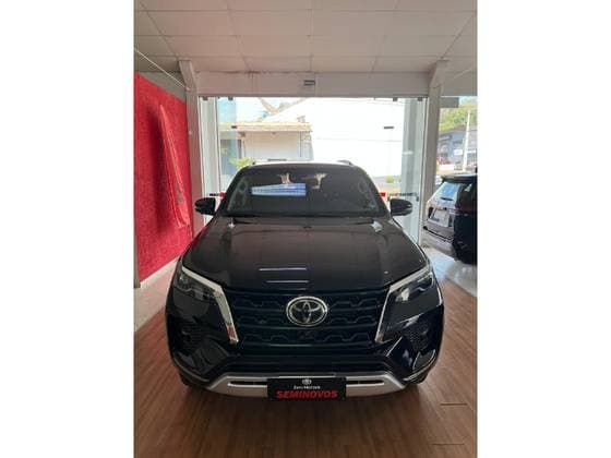 Carro 2.8 D-4D TURBO DIESEL SRX 7L 4X4 AUTOMÁTICO