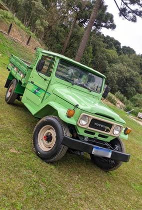 Carro 4.0 OJ50LV-B 4X4 CHASSI LONGO DIESEL 2P MANUAL