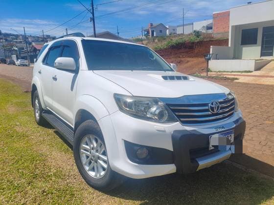 Carro 3.0 SRV 4X4 7 LUGARES 16V TURBO INTERCOOLER DIESEL 4P AUTOMÁTICO