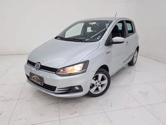 Carro 1.6 MI ROCK IN RIO 8V FLEX 4P MANUAL