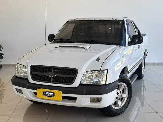 Carro 2.4 MPFI COLINA 4X2 CS 8V POWER 2P MANUAL