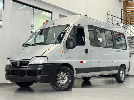 Carro 2.3 MINIBUS TETO ALTO 16V TURBO DIESEL 3P MANUAL