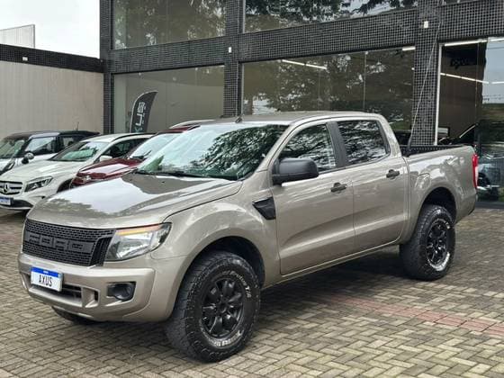 Carro 2.5 XLS 4X2 CD 16V FLEX 4P MANUAL