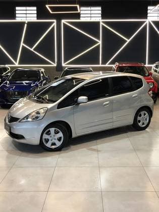 Carro 1.4 LX 16V FLEX 4P AUTOMÁTICO