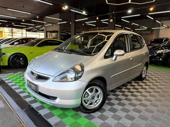 Carro 1.4 LX 8V GASOLINA 4P AUTOMÁTICO