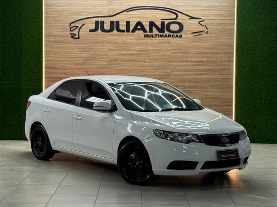 Carro 1.6 SEDAN 16V GASOLINA 4P MANUAL