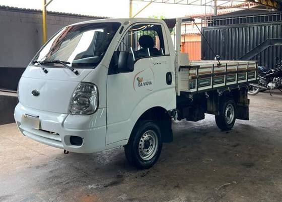 Carro 2.5 K-2500 4X2 CS TURBO DIESEL 2P MANUAL