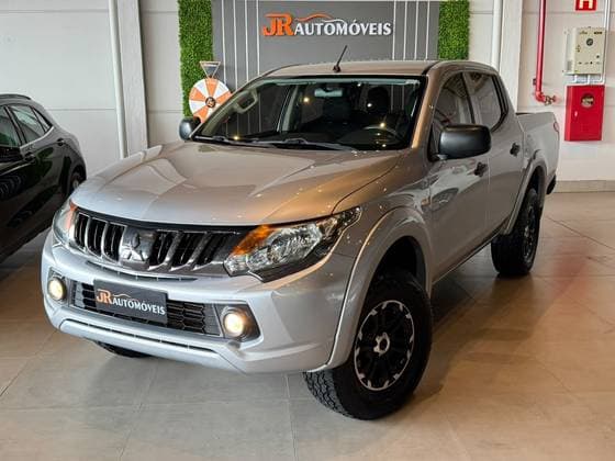 Carro 2.4 16V TURBO DIESEL SPORT GLS CD 4P 4X4 AUTOMÁTICO