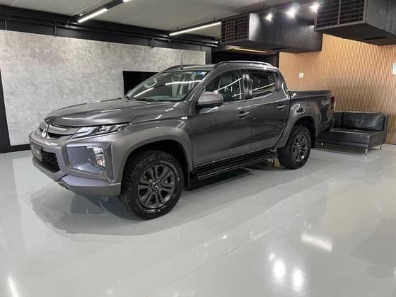 Carro 2.4 16V TURBO DIESEL SPORT OUTDOOR PLUS CD 4P 4X4 AUTOMÁTICO