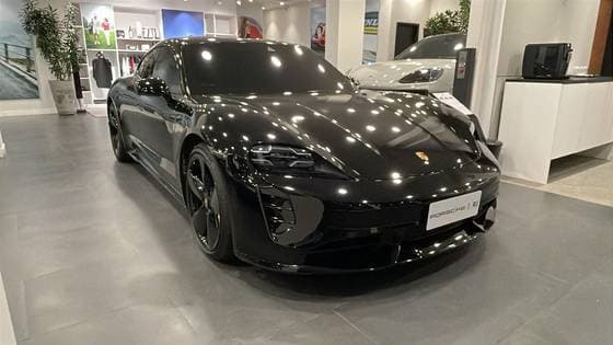 Carro TURBO ELÉTRICO