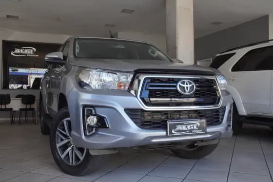 Carro 2.7 SRV 4X2 CD 16V FLEX 4P AUTOMÁTICO