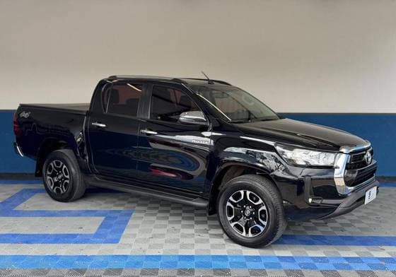 Carro 2.7 VVT-i FLEX CD SR 4X2 AUTOMÁTICO
