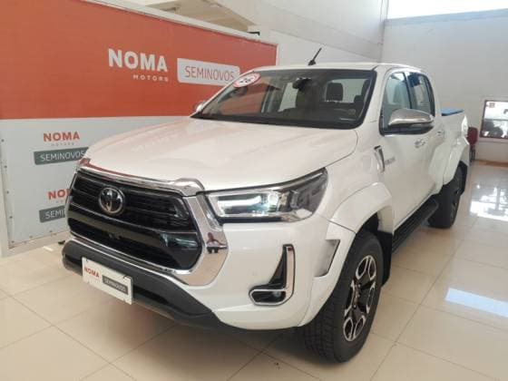 Carro 2.8 D-4D TURBO DIESEL CD SRX PLUS 4X4 AUTOMÁTICO