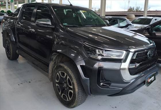 Carro 2.8 D-4D TURBO DIESEL CD SRX PLUS 4X4 AUTOMÁTICO