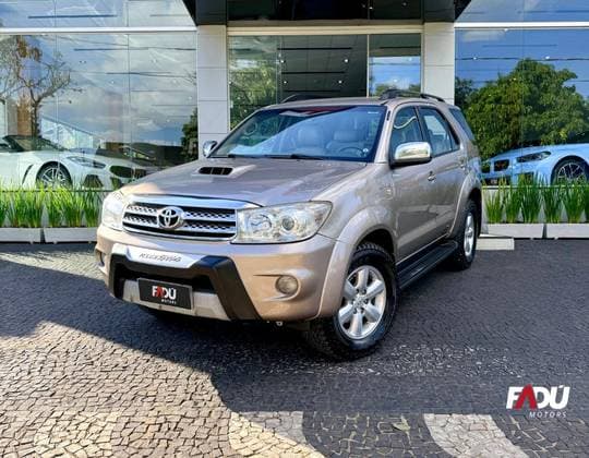 Carro 3.0 SRV 4X4 CD 7 LUGARES 16V TURBO INTERCOOLER DIESEL 4P AUTOMÁTICO