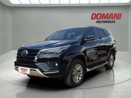 Carro 2.8 D-4D TURBO DIESEL SRX 4X4 AUTOMÁTICO