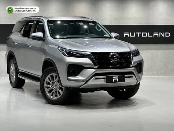 Carro 2.8 D-4D TURBO DIESEL SRX 4X4 AUTOMÁTICO