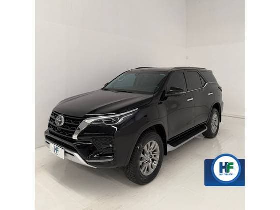 Carro 2.8 D-4D TURBO DIESEL SRX 7L 4X4 AUTOMÁTICO