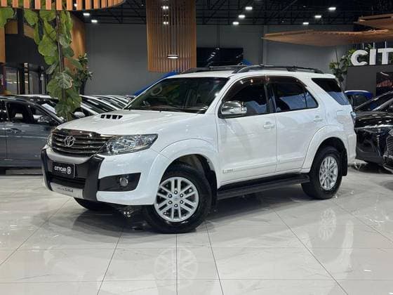 Carro 3.0 SRV 4X4 16V TURBO INTERCOOLER DIESEL 4P AUTOMÁTICO