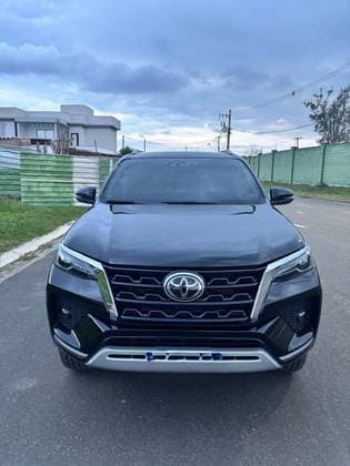 Carro 2.8 D-4D TURBO DIESEL SRX 7L 4X4 AUTOMÁTICO