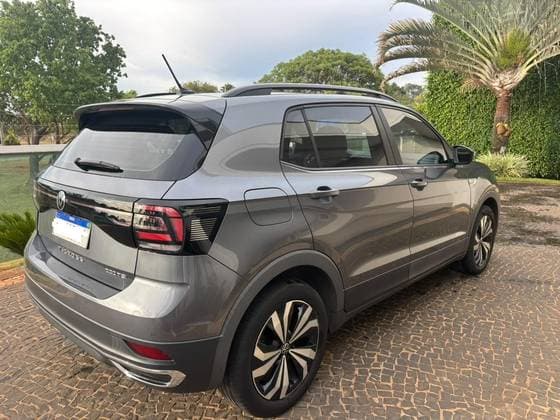 Carro 1.0 200 TSI TOTAL FLEX COMFORTLINE AUTOMÁTICO