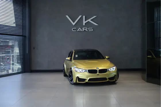Carro 3.0 I6 GASOLINA SEDAN AUTOMÁTICO