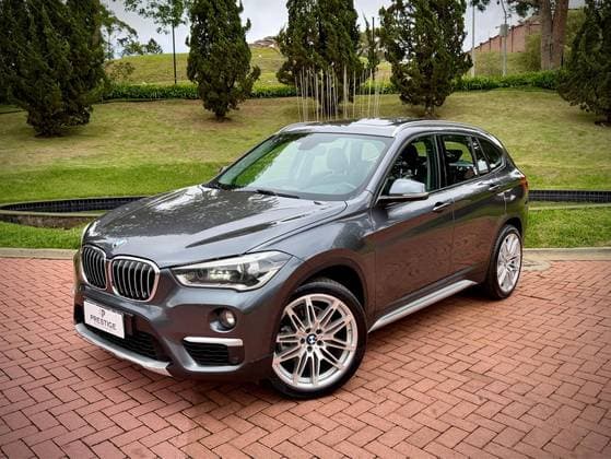 Carro 2.0 16V TURBO ACTIVEFLEX SDRIVE20I X-LINE 4P AUTOMÁTICO