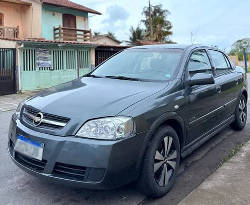 Carro 2.0 MPFI ADVANTAGE SEDAN 8V FLEX 4P MANUAL