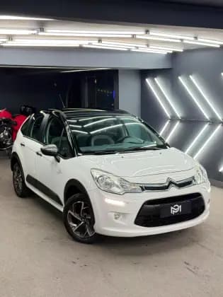 Carro 1.6 VTI 120 FLEX URBAN TRAIL EAT6