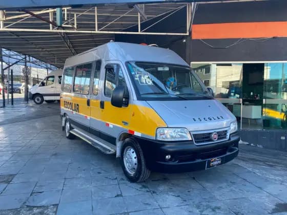 Carro 2.3 MINIBUS TETO ALTO 8V TURBO DIESEL 3P MANUAL