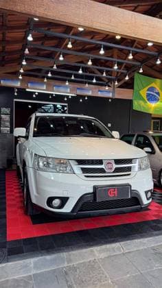 Carro 2.4 EMOTION 16V GASOLINA 4P AUTOMÁTICO