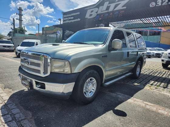 Carro 3.9 TROPIVAN TURBO INTERCOOLER DIESEL 4P MANUAL