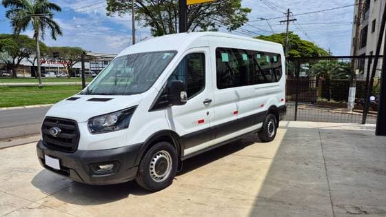 Carro 2.0 ECOBLUE DIESEL MINIBUS 15+1 410L MANUAL