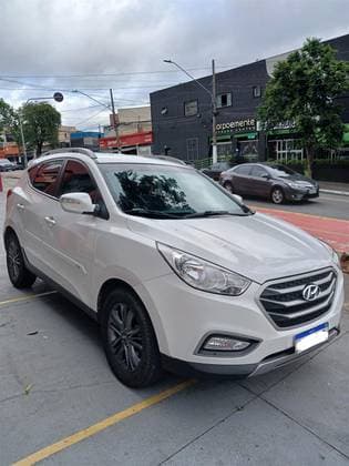 Carro 2.0 MPFI GL 16V FLEX 4P AUTOMÁTICO