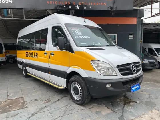 Carro 2.2 CDI DIESEL VAN 415 TA LONGO 10L MANUAL