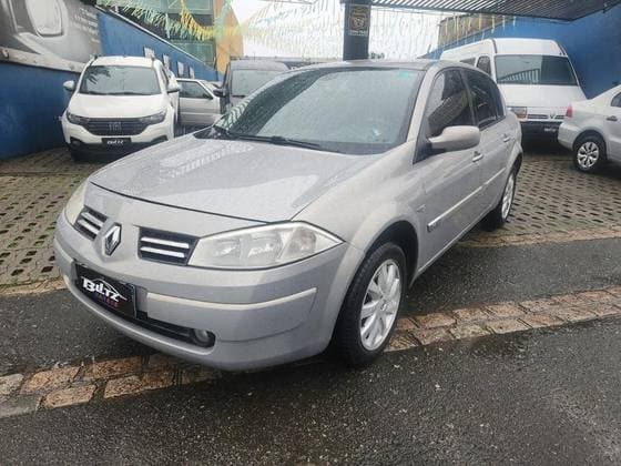 Carro 1.6 DYNAMIQUE 16V FLEX 4P MANUAL