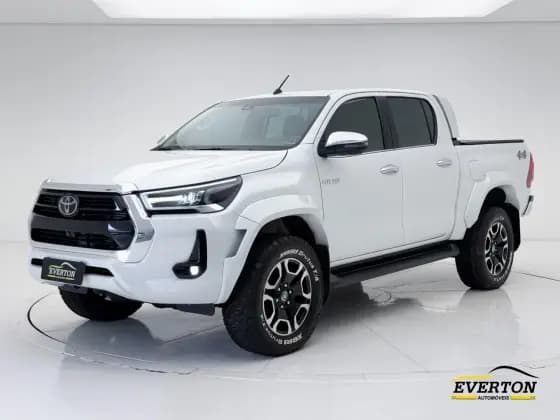 Carro 2.8 D-4D TURBO DIESEL CD SRX PLUS 4X4 AUTOMÁTICO