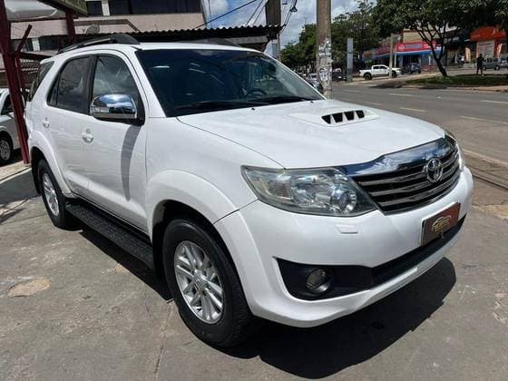 Carro 3.0 SRV 4X4 CD 7 LUGARES 16V TURBO INTERCOOLER DIESEL 4P AUTOMÁTICO