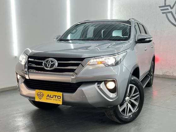 Carro 4.0 SRX 4X4 7 LUGARES V6 24V GASOLINA 4P AUTOMÁTICO
