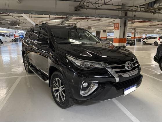 Carro 2.8 SRX 4X4 7 LUGARES 16V TURBO INTERCOOLER DIESEL 4P AUTOMÁTICO