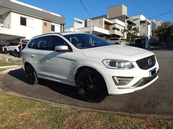 Carro 2.0 T5 R DESIGN TURBO GASOLINA 4P AUTOMÁTICO