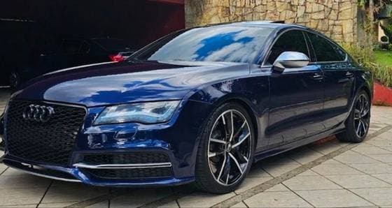 Carro 4.0 TFSI SPORTBACK V8 32V GASOLINA 4P S-TRONIC