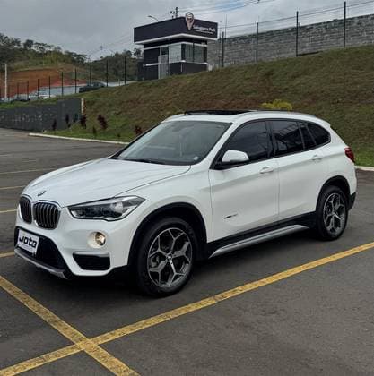 Carro 2.0 16V TURBO ACTIVEFLEX SDRIVE20I X-LINE 4P AUTOMÁTICO