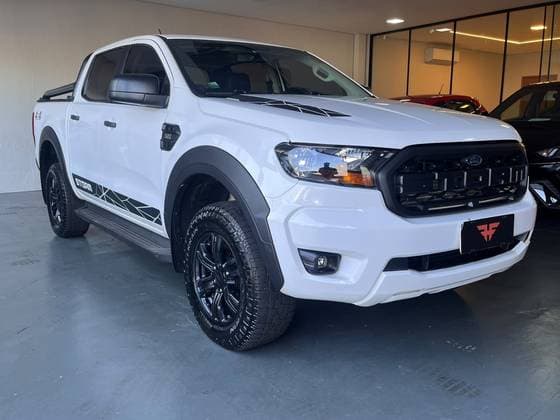 Carro 3.2 STORM 4X4 CD 20V DIESEL 4P AUTOMÁTICO