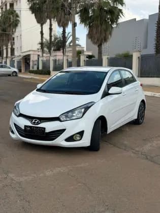 Carro 1.6 COMFORT PLUS 16V FLEX 4P MANUAL