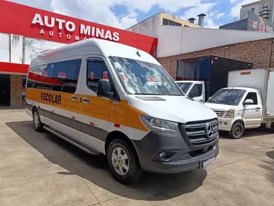 Carro 2.0 CDI DIESEL VAN 517 TA EXTRA LONGO 21L MANUAL